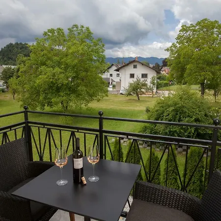 Apartment Design & Wine Special