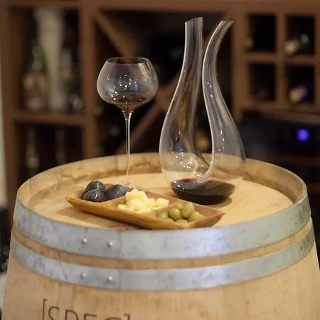 Design & Wine Special アパート *