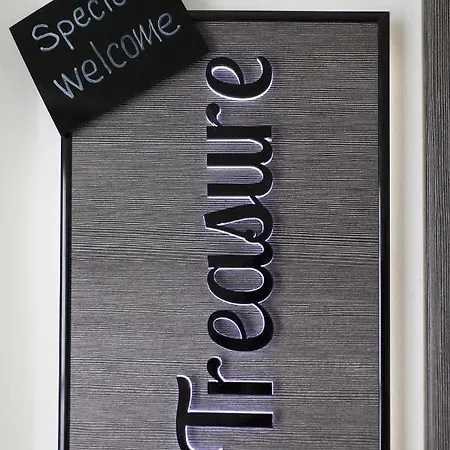 Design & Wine Special * Bled