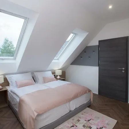 Design & Wine Special * Bled