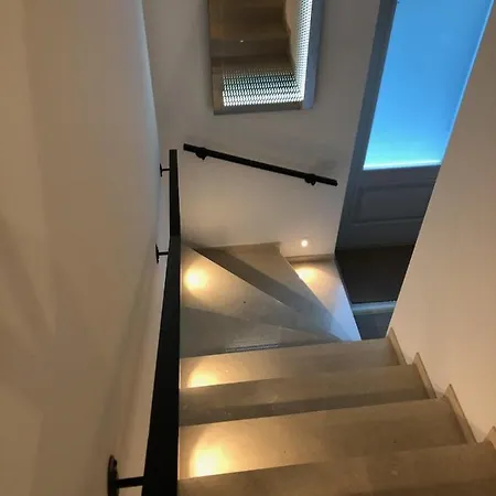 Apartment Design & Wine Special Bled