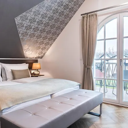 Apartment Design & Wine Special